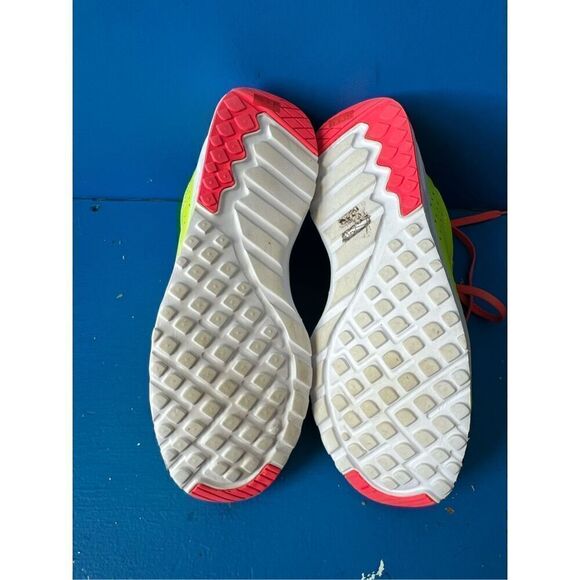 STRONG By Zumba Fly Fit Shoes -Womens size 9 A1F00070-GREN-9 - Picture 4 of 6